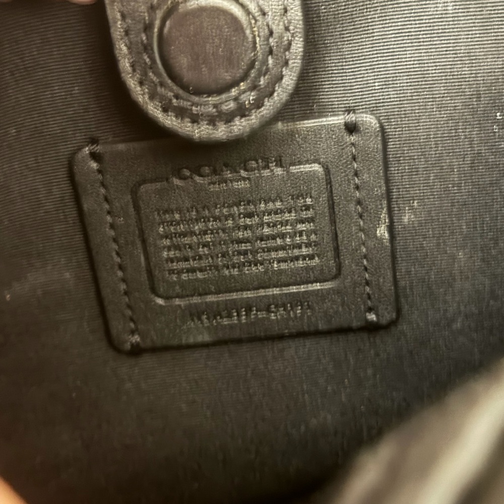 Coach Hanna Shoulder Bag in Signature Canvas - Picture 16 of 16